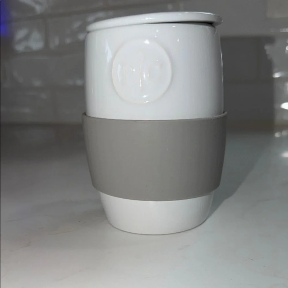 The Pampered Chef Ceramic Egg Cooker/ Mug Cakes…. And more!